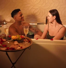 MASAJE EN PAREJA&BAÑO AROMÁTICO copia
